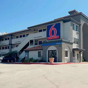 Hotel 6-bellflower, Ca - Los Angeles